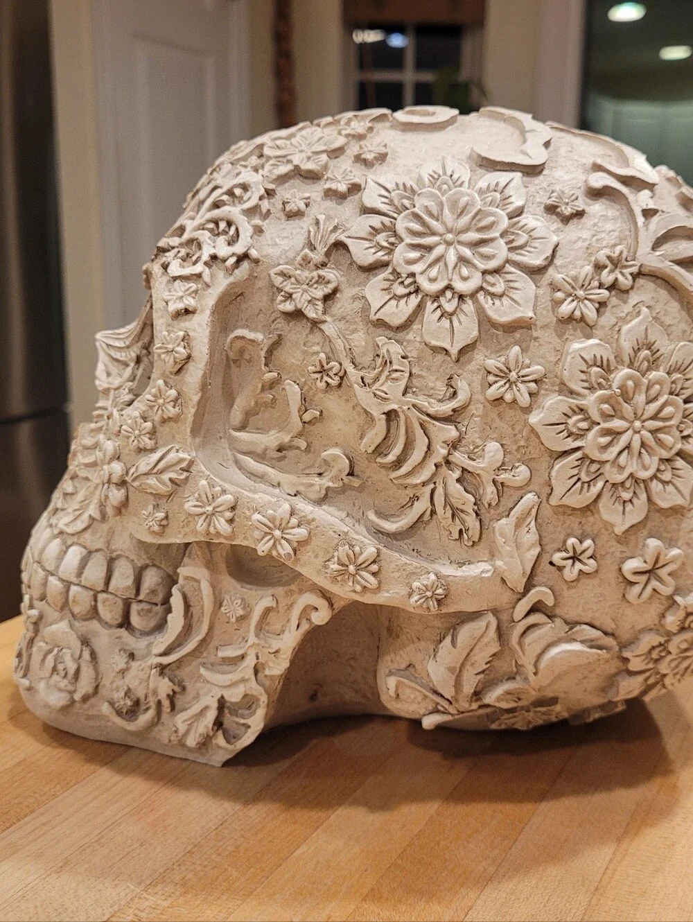 NEW Ornate Floral Carved Decorative Sugar Skull - Ivory